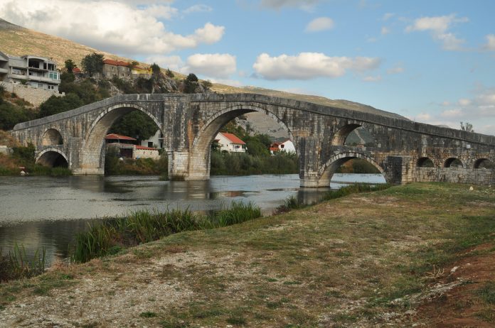 Outra perspectiva da ponte